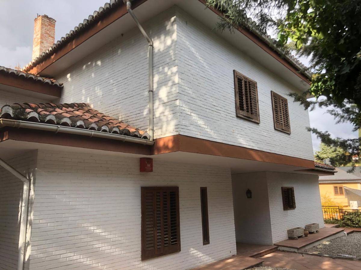 Estupenda Villa Con Piscina 5 Minutos Centro Granada Prohibido Fiestas Exterior photo